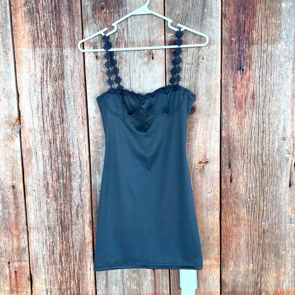 Commense Black Silky Dress